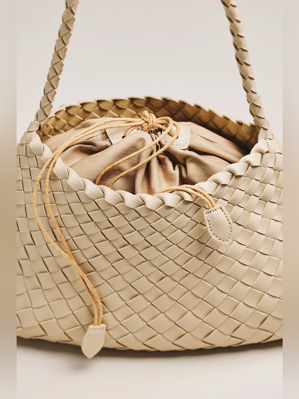 NWT Calla Woven Shoulder Bag
By Anthropologie - Picture 4 of 5
